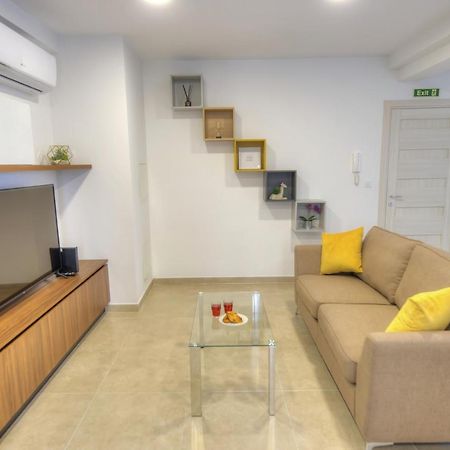 Spacious And Tastefully Furnished 2 Bedroom Apartment Ddif1-3 Gzira Exterior foto